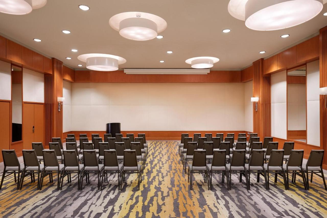 Sheraton Stockholm Hotel Exterior photo Meeting room
