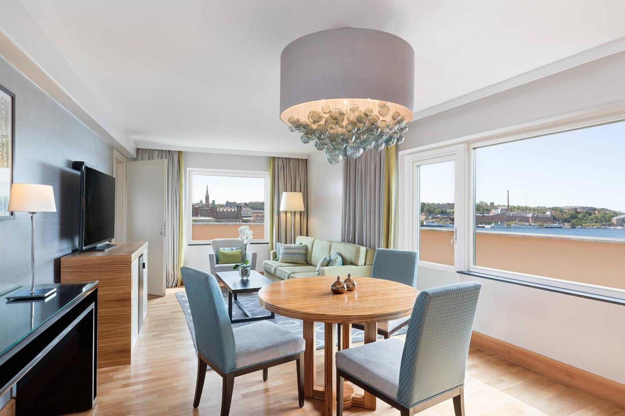 Sheraton Stockholm Hotel Exterior photo Suite